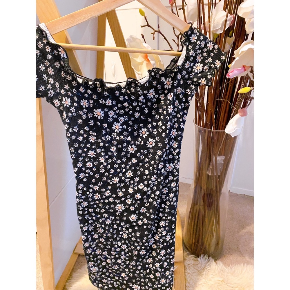 *NWT* Nordstrom off the shoulder dress